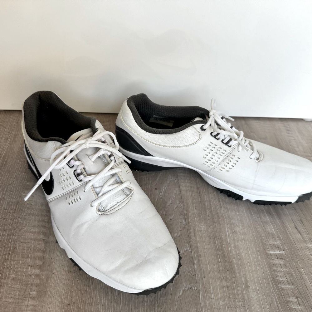 Nike golf shoes
